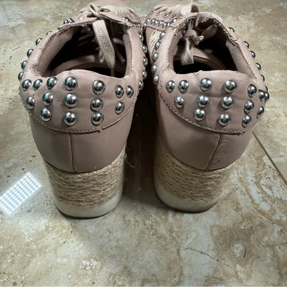 Steve Madden Studded Platform Espadrille Sneakers Women Size 8 Pink Snake Print